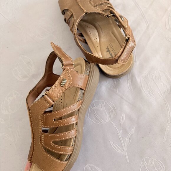 Clarks April Belle Ultimate Comfort Leather Sandals Tan Medium Womens Size 6.5 - Picture 6 of 6